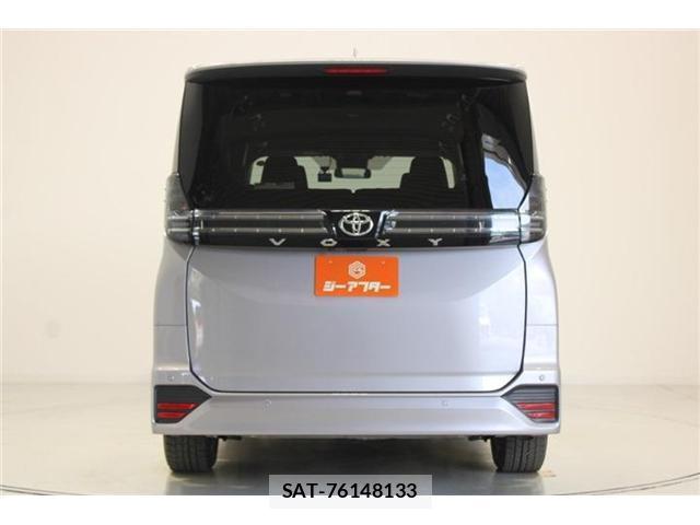 Toyota VOXY 2024-10 8327938-10