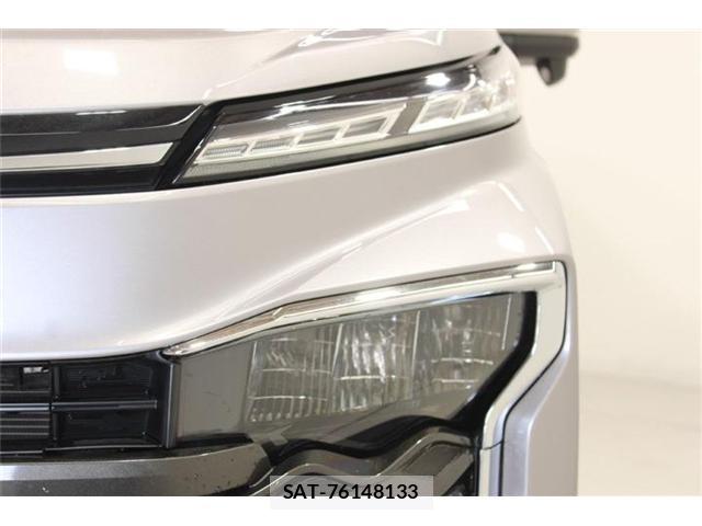 Toyota VOXY 2024-10 8327938-14
