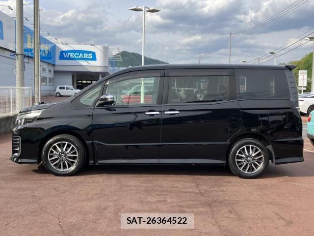 Toyota VOXY 2016-09 8328087-1