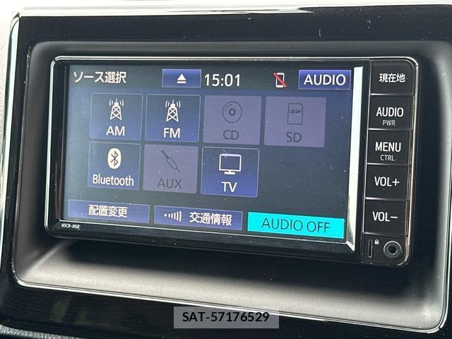 Toyota VOXY 2021-03 8328153-3