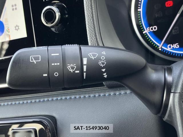 Toyota VOXY 2023-11 8328162-16