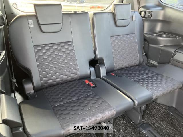 Toyota VOXY 2023-11 8328162-5