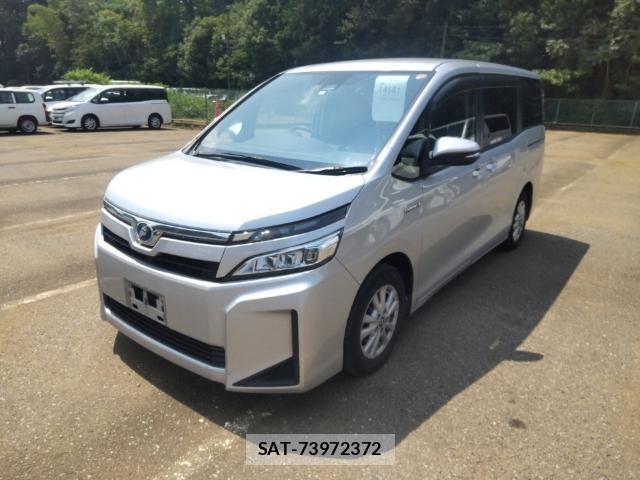 Toyota VOXY 2018-07 8328198-0