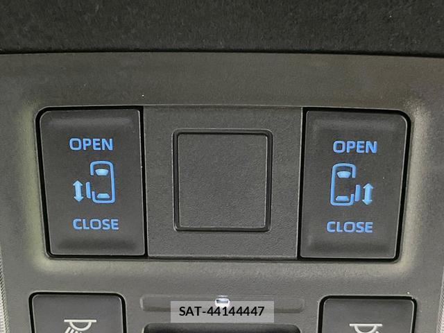 Toyota VOXY 2025-07 8328527-4