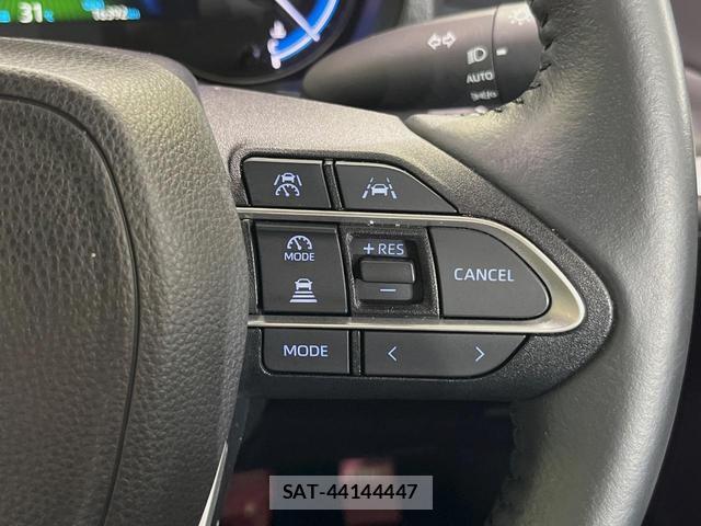 Toyota VOXY 2025-07 8328527-6