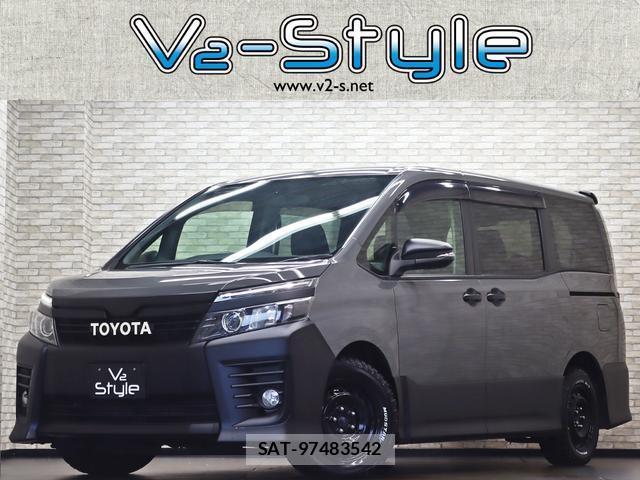 Toyota VOXY 2014-05 8328682-0