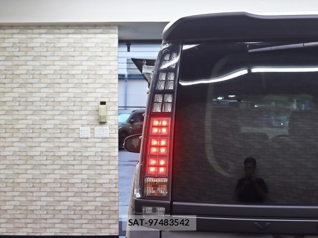 Toyota VOXY 2014-05 8328682-16