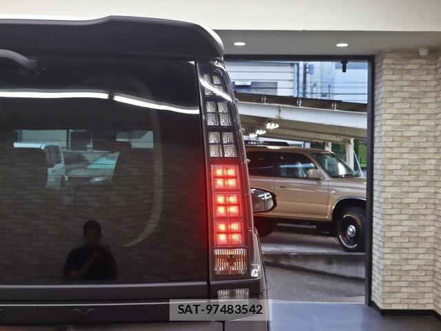 Toyota VOXY 2014-05 8328682-17