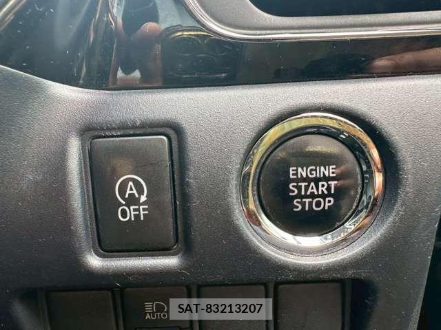 Toyota VOXY 2017-06 8328737-11