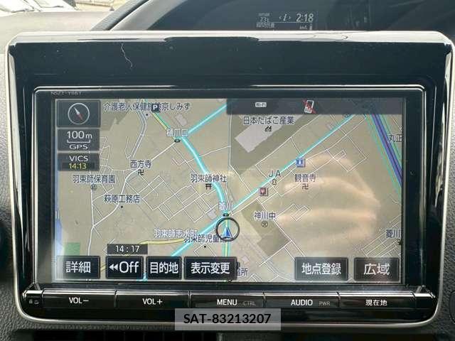 Toyota VOXY 2017-06 8328737-6