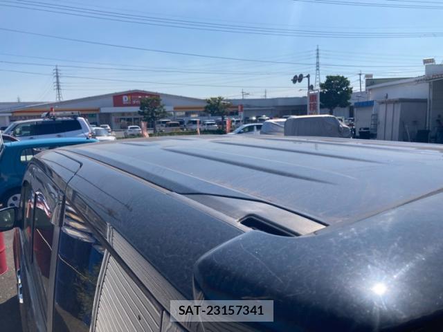 Toyota VOXY 2015-11 8328783-12