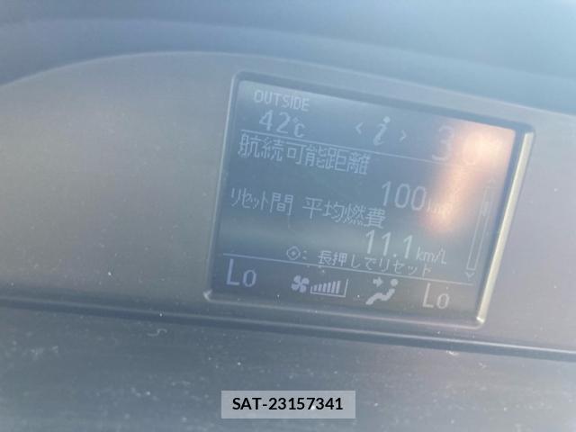 Toyota VOXY 2015-11 8328783-18