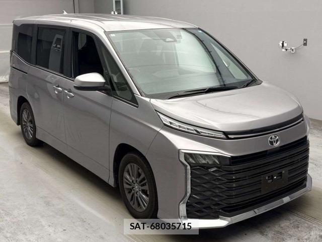 Toyota VOXY 2024-02 8328818-11