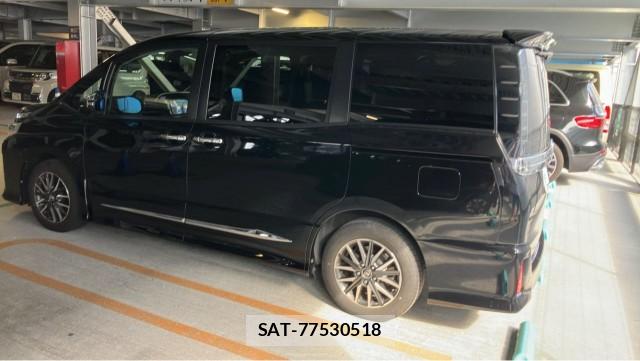 Toyota VOXY 2016-03 8329257-13