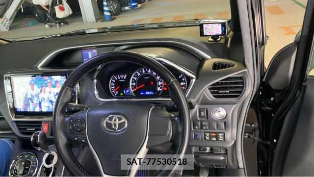 Toyota VOXY 2016-03 8329257-16