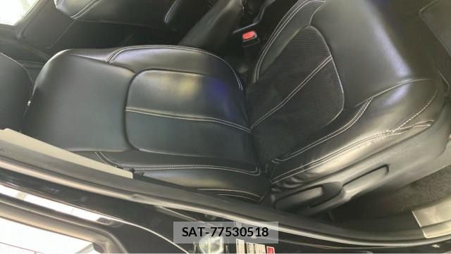 Toyota VOXY 2016-03 8329257-5