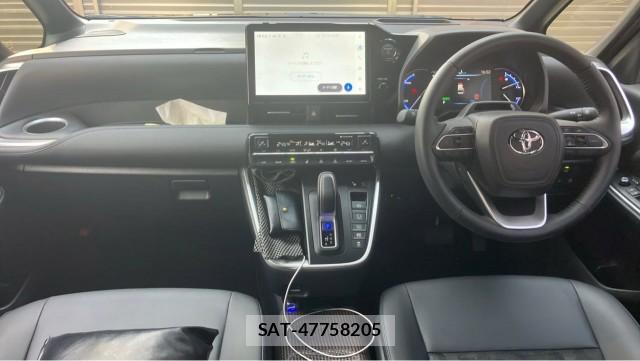 Toyota VOXY 2026-01 8329344-2