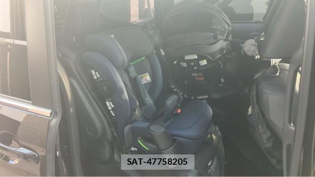 Toyota VOXY 2026-01 8329344-6