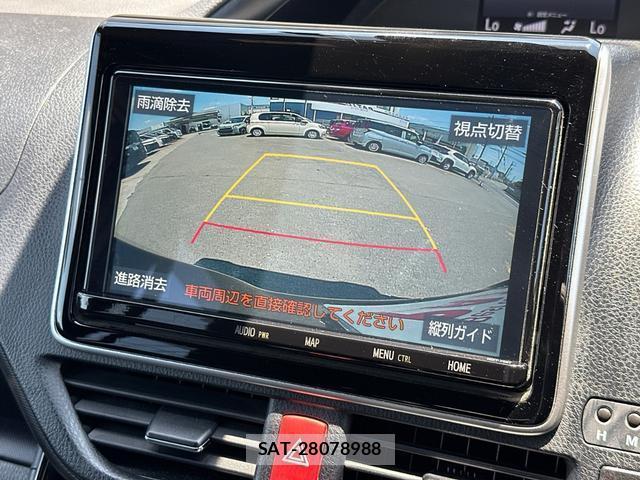 Toyota VOXY 2021-02 8329346-4
