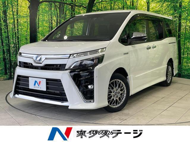 Toyota VOXY 2018-02 8329488-0