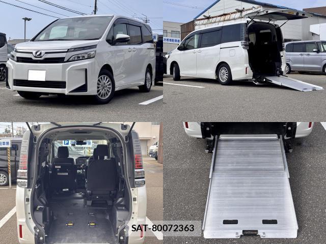 Toyota VOXY 2019-02 8329705-0