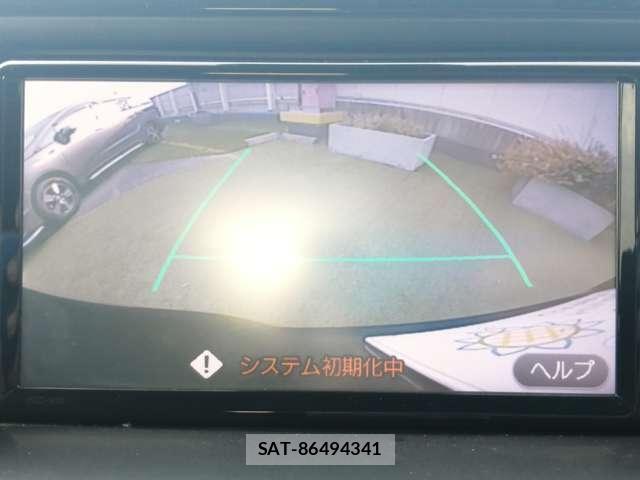 Toyota VOXY 2017-03 8330312-9