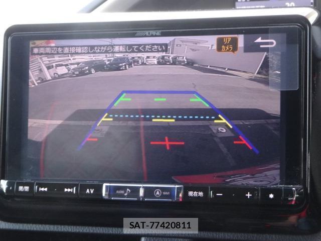 Toyota VOXY 2019-11 8330389-4