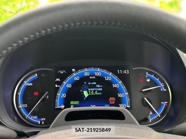 Toyota VOXY 2023-03 8330394-14
