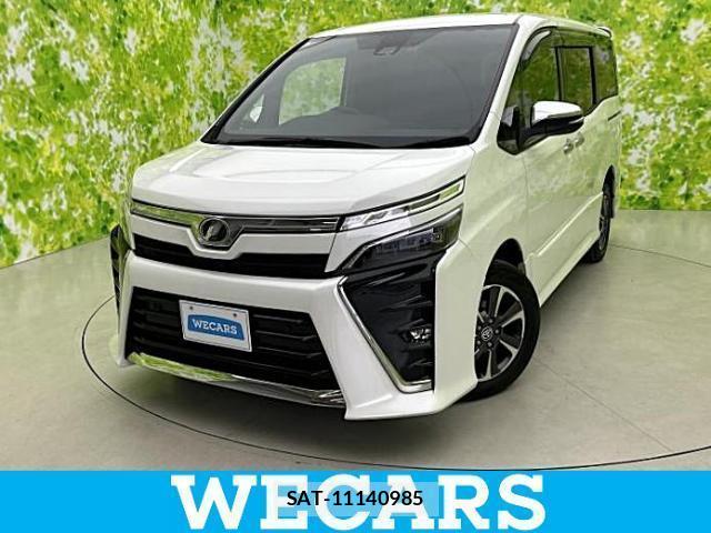 Toyota VOXY 2019-11 8330465-0