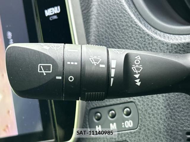Toyota VOXY 2019-11 8330465-14