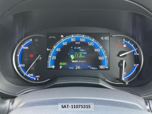 Toyota VOXY 2025-11 8330490-14