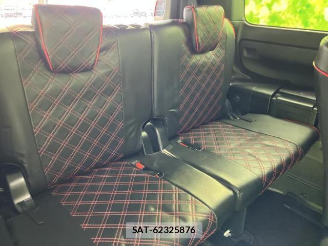 Toyota VOXY 2021-05 8330563-5