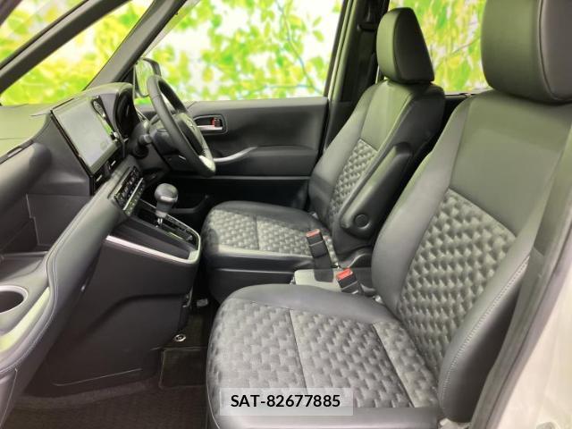 Toyota VOXY 2023-06 8330631-6