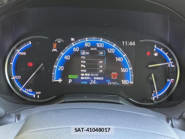 Toyota VOXY 2024-10 8330663-14
