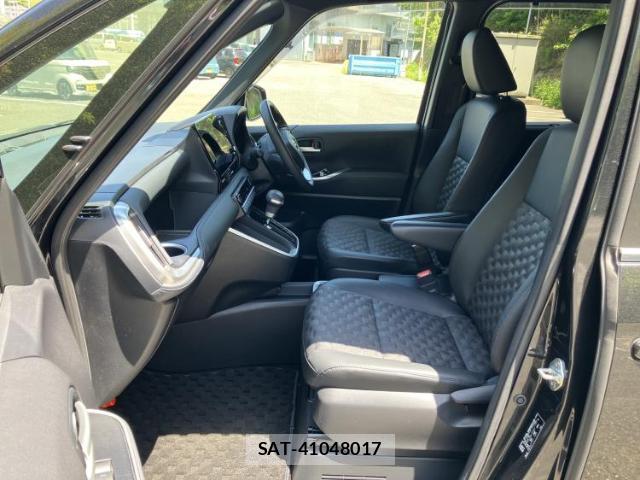 Toyota VOXY 2024-10 8330663-6