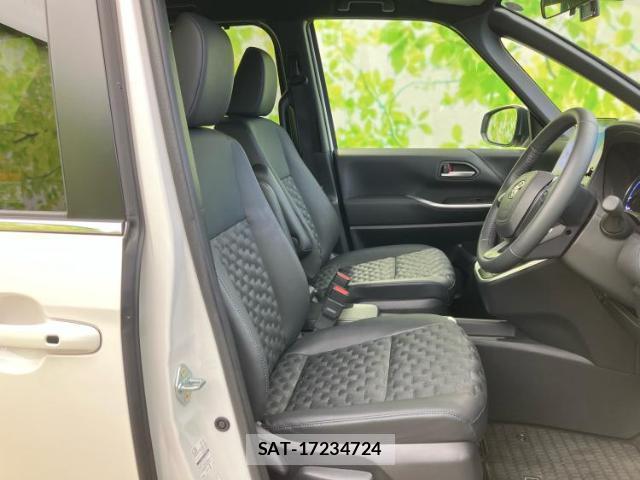 Toyota VOXY 2025-04 8330668-3