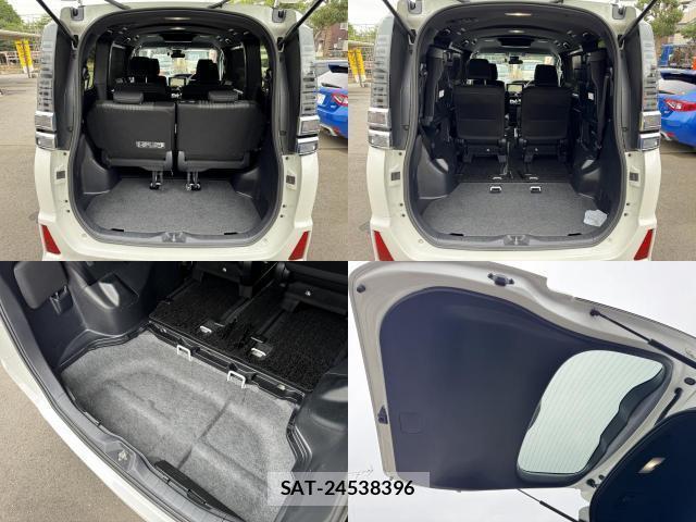 Toyota VOXY 2018-07 8330673-11