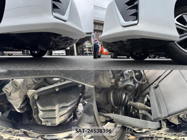 Toyota VOXY 2018-07 8330673-16