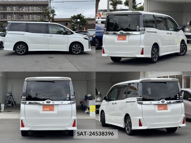 Toyota VOXY 2018-07 8330673-2