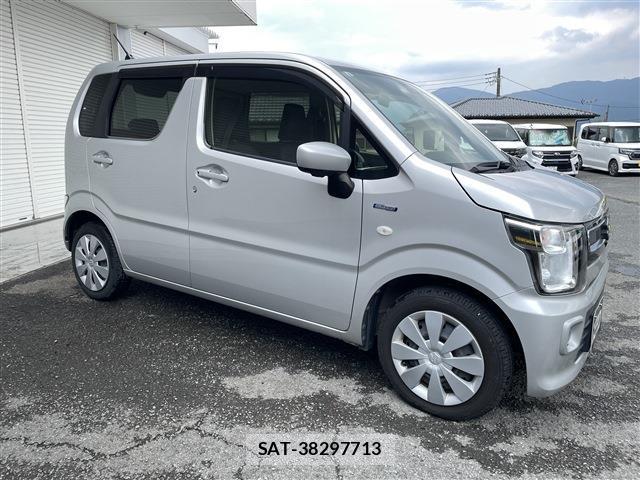 Suzuki WAGON R 2017-08 8327752-3