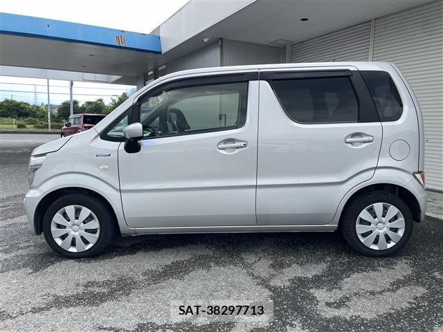Suzuki WAGON R 2017-08 8327752-6