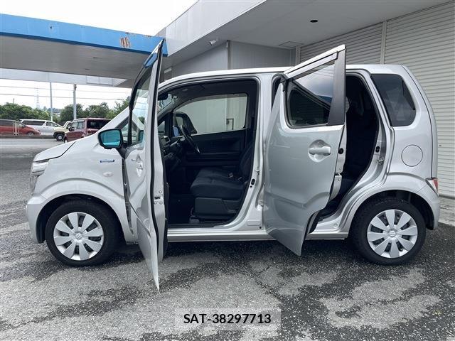 Suzuki WAGON R 2017-08 8327752-7