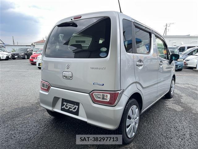 Suzuki WAGON R 2017-08 8327752-9