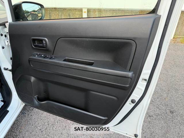 Suzuki WAGON R 2022-07 8328285-12