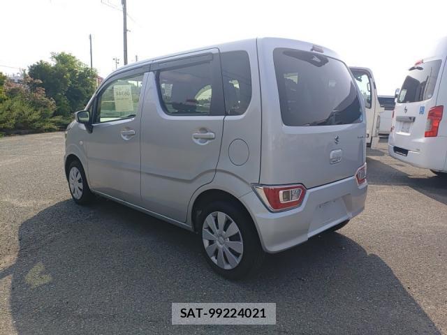 Suzuki WAGON R 2019-07 8328312-4