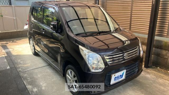 Suzuki WAGON R 2014-01 8329279-11