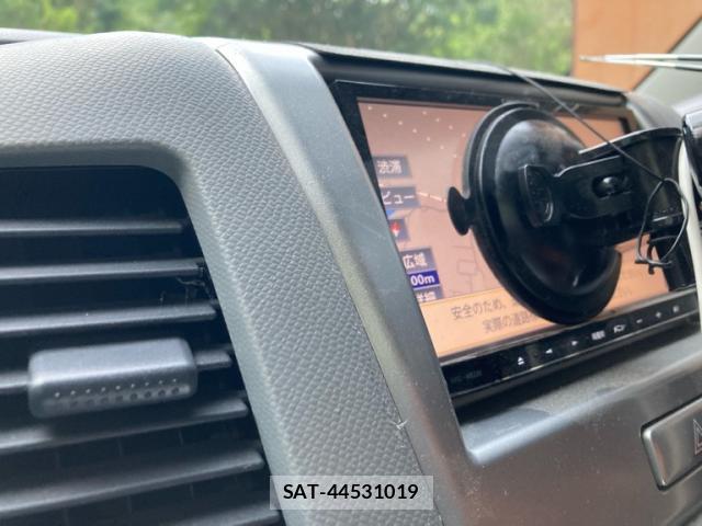 Suzuki WAGON R 2012-05 8329641-19