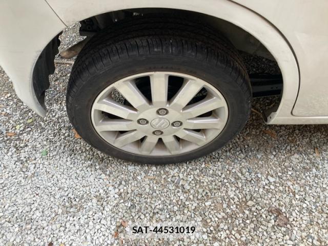 Suzuki WAGON R 2012-05 8329641-4