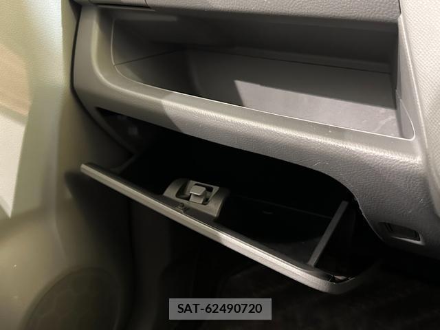Suzuki WAGON R 2012-01 8330196-9