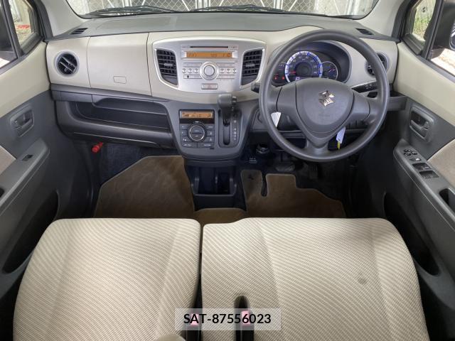 Suzuki WAGON R 2014-04 8330680-2